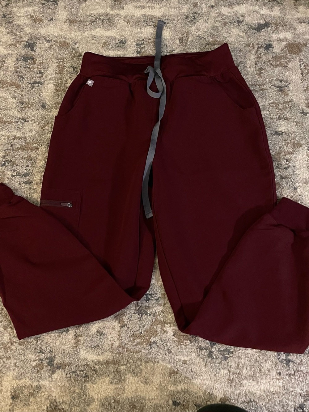 Figs high waisted Zamora jogger scrub pants - petite